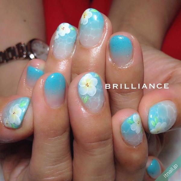 Brillianceが投稿したネイルデザイン Photoid I Via Itnail Design