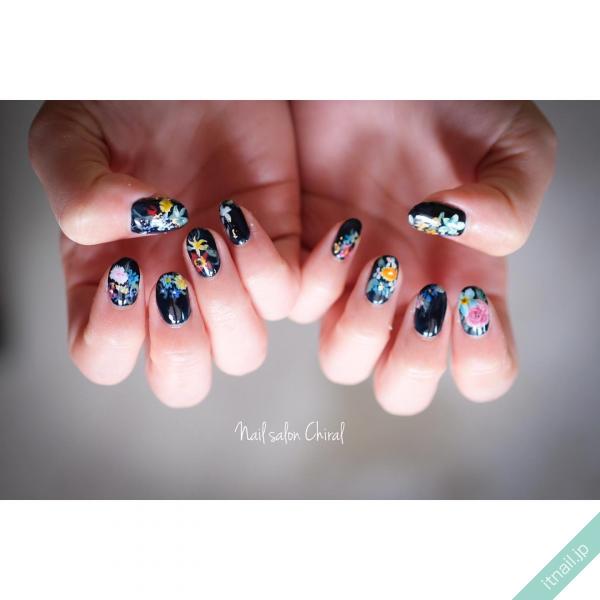 Nail Salon Chiralが投稿したネイルデザイン Photoid I Via Itnail Design