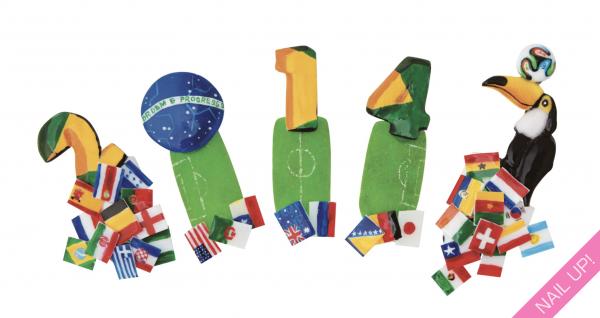 [ネイルUP/ネイルチップ/ミディアム/スクエア/デザインチップ/3D/エンボス/グリーン/トリ/国旗/ワールドカップ]のタグが付いたネイルデザイン